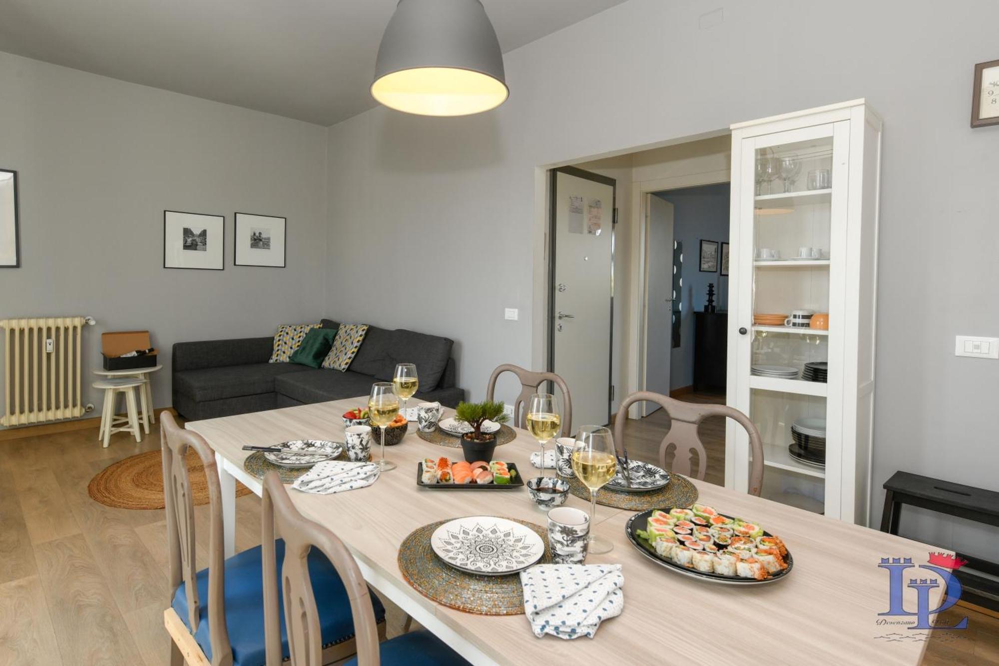 Desenzanoloft Official Partner Marriott Homes & Villas - Smiling In Desenzano Lake View Дезенцано-дель-Гарда Экстерьер фото